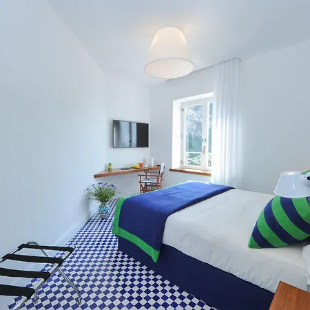 Maison Lauren Gæstehus Sorrento