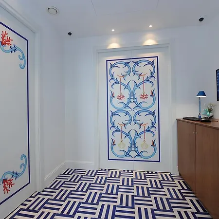 Maison Lauren בית הארחה