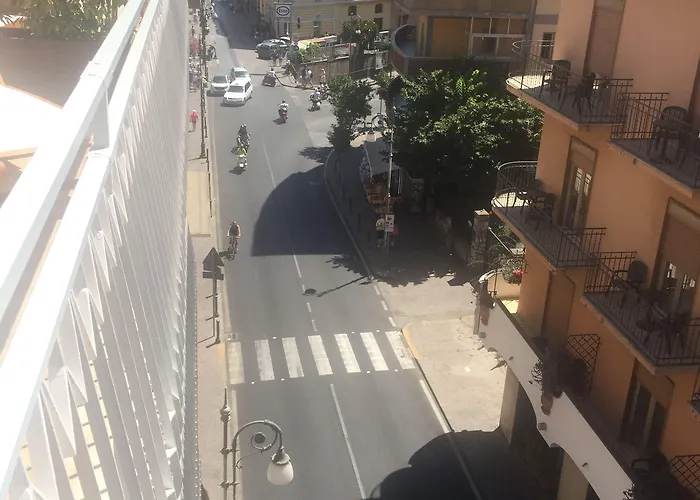 Maison Lauren Sorrento