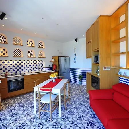 Maison Lauren Sorrento