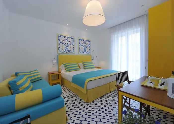 Maison Lauren Pensión 4*